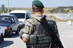 Кримчан, які їхатимуть на материкову Україну, опитуватимуть щодо мети поїздок