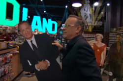 Відомий американський актор «поцупив» з магазину сувенірів картонну фігуру самого себе