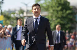 Як закінчують популісти. Дві повчальні історії