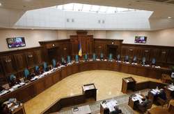 У Конституційному суді нема голосів за жодне з рішень щодо розпуску Ради