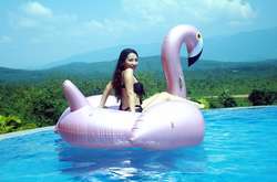 29-летнюю женщину из Мьянмы лишили лицензии доктора за «слишком откровенные» фото в бикини