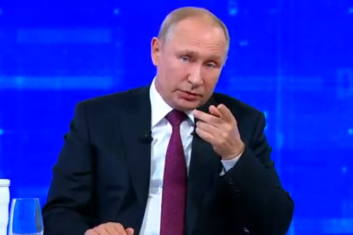 Путін продовжує наполягати, що західні санкції йдуть РФ лише на користь