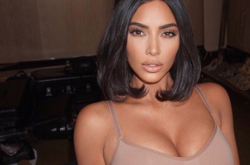 Пышнотелая Ким Кардашьян показала сочную фигуру в спортзале