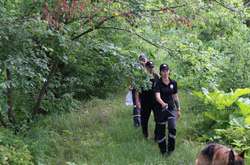 До пошуків залучені кінологи зі службовими собаками&nbsp;