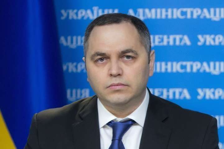 Портнов заявив, що в Офіс президента тепер можна брати усіх люстрованих