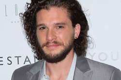 Звезда «Игры престолов» Кит Харингтон вышел из реабилитационной клиники