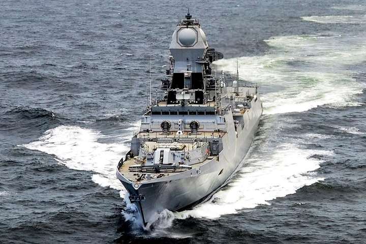 Індія направила бойові кораблі і літак в Перську затоку