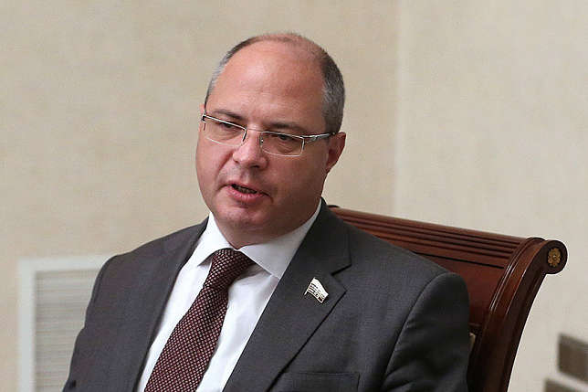 Депутат Держдуми РФ пояснив, чому сів в крісло спікера парламенту Грузії