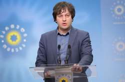  Вже колишній спікер парламенту Грузії Іраклій Кобахідзе 