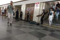 В Київському метро у суботу померла людина