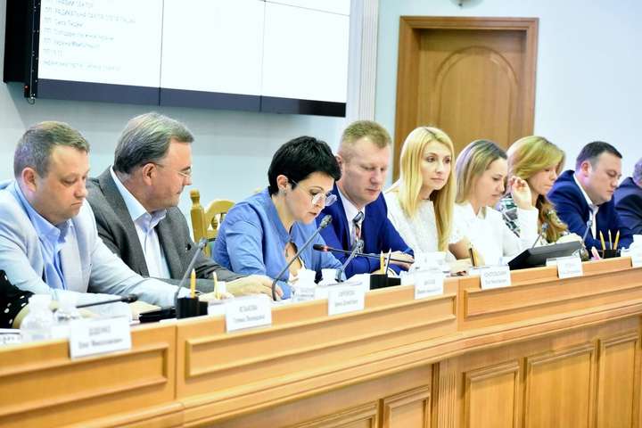 ЦВК зареєструвала ще 305 кандидатів-мажоритарників