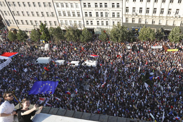 Чехія готується до наймасовішого протесту за 30 років