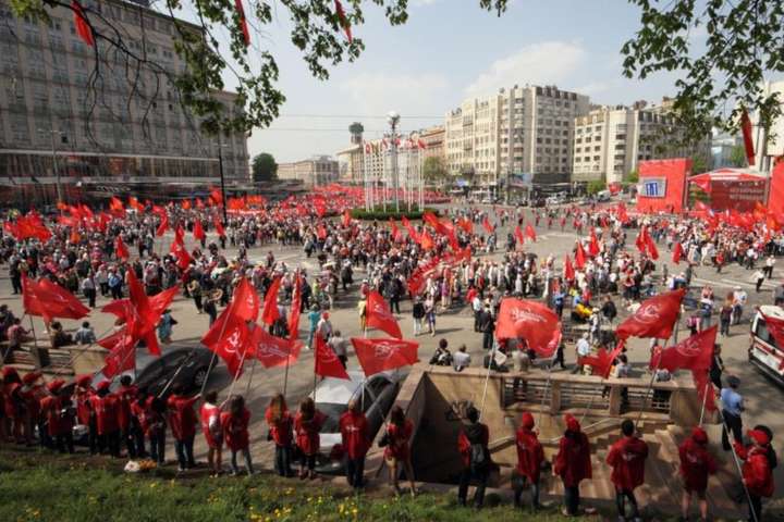 ЦВК відмовила комуністам в реєстрації партійного списку