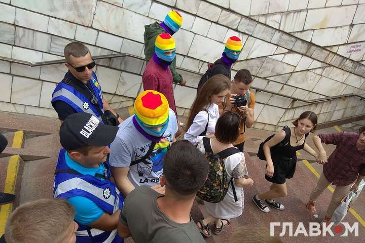 Учасників київського Маршу рівності терміново евакуюють