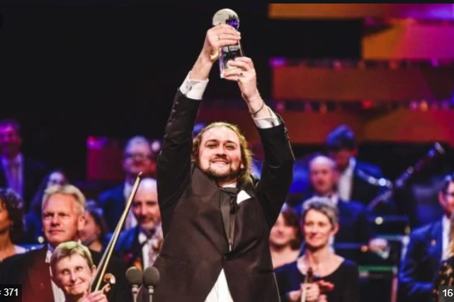 Український співак переміг у конкурсі класичного співу у Британії