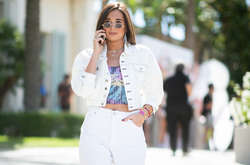 С чем носить белые джинсы: стильные сочетания