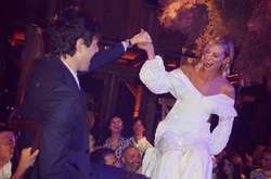 Карли Клосс и Джошуа Кушнер сыграли еще одну свадьбу