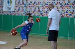 Тренування жіночої збірної з баскетболу