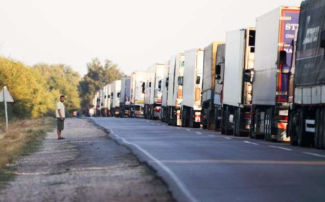 РФ дозволила транзит українських товарів через свою територію 