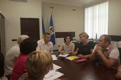 Кличко пообіцяв допомогу жертвам забудовника-афериста Войцеховського