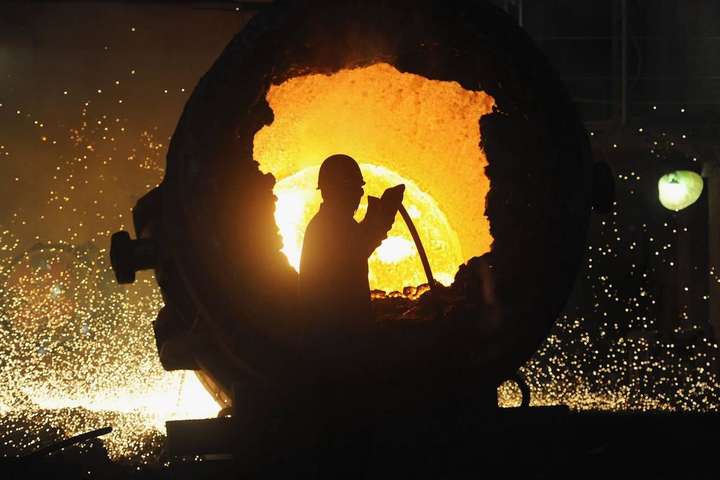 Зростання промислового виробництва в Україні сповільнилося до 1,6%
