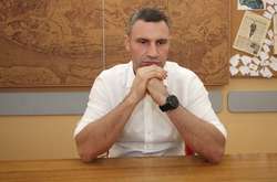 Мер Києва Віталій Кличко заявив, що  скоро тих, хто порушує правила паркування, будуть карати гривнею 