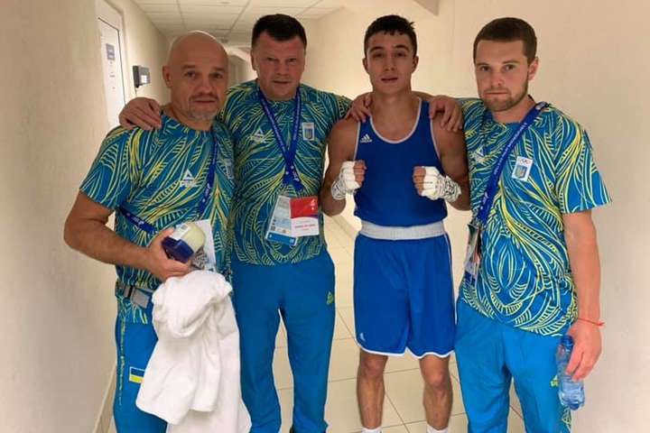 22-річний Ярослав Харциз став сьомим українським боксером в 1/4 фіналу Євроігор-2019