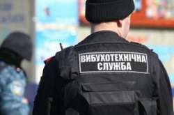 Замінування у Миколаєві: людей евакуюють з мостів, вокзалу, аеропорту, ринку і ТРЦ