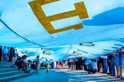 Сьогодні відзначається День кримськотатарського прапора