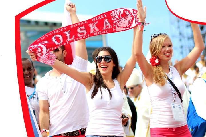 Польща планує звільнити від податків молодь до 26 років