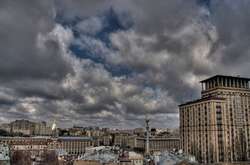 У четвер Києву обіцяють грозу