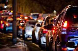 Страшні затори через ремонт шляхопроводу: столична влада просить киян потерпіти