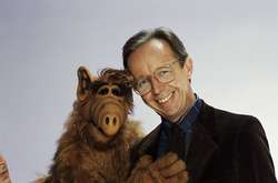 Умер актер сериала «Альф» Макс Райт