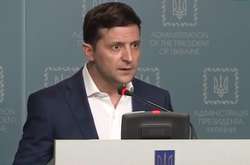 Зеленський про обмін полонених Медведчуком: Чому це питання піднімається тільки під вибори?