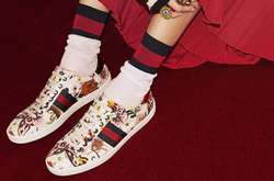 Gucci представили сервис для виртуальной примерки кроссовок