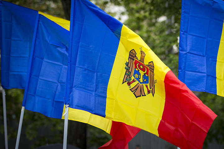 У колишній партії влади Молдови все керівництво пішло у відставку