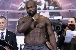 Камерунський боксер пообіцяв нокаутувати Усика