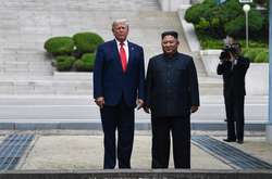 Зустріч Трампа та Ина тривала більше запланованого