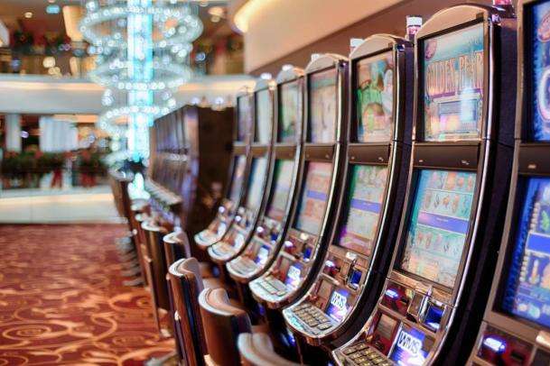 ЄСПЛ зобов'язав Україну виплатити трьом компаніям 512 тис. євро за скасування ліцензій на азартні ігри