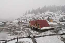 У Грузії на курорті Бахмаро випав сніг