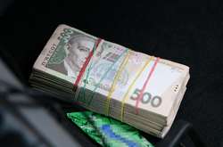 Двох слідчих із Запоріжжя затримали на хабарництві