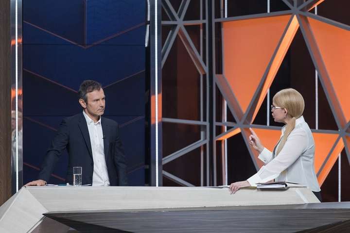 Тимошенко після критики Вакарчука висловила готовність до коаліції з «Голосом»