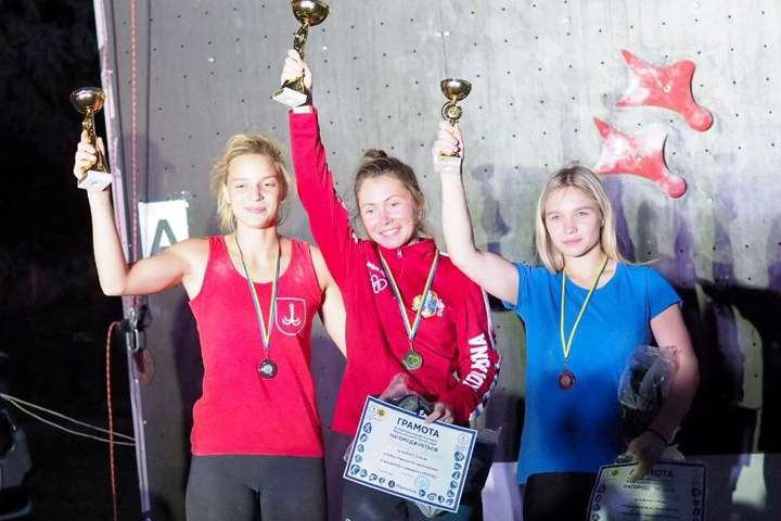 Одеські спортсмени успішно виступили на Кубку України зі скелелазіння
