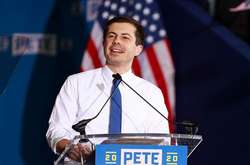  Пітер Буттіджедж — американський політик і мер міста Саут-Бенд, штат Індіана 