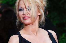  Памела Андерсон 