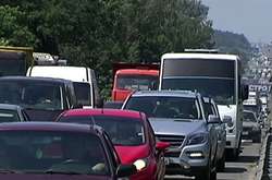 Кияни пропонують ввести плату за в’їзд у столицю для «немісцевих» авто 