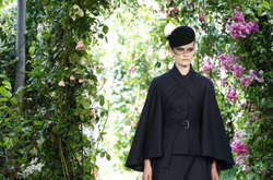 Новая кутюрная коллекция Christian Dior: невероятные фото с показа