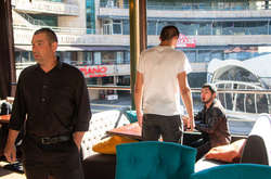 Кавказцы не захотели оплачивать счет в кафе и устроили резню в центре Киева (фото, видео)