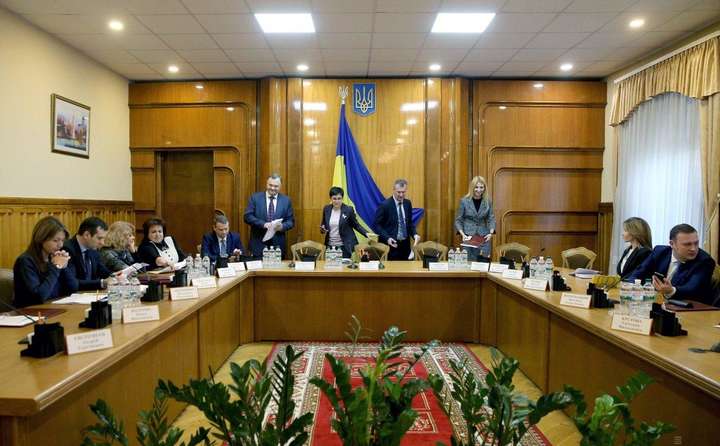 Усі члени ЦВК від політсили Порошенка голосували проти реєстрації Клюєва і Шарія кандидатами у нардепи 