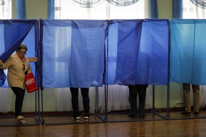 Кандидати з-за кордону: як Клюєва і Шарія знімали з виборів